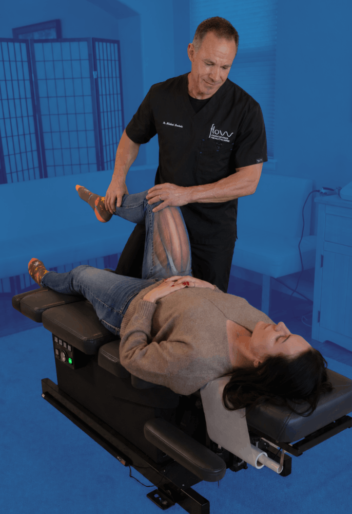 Chiropractor Lafayette CO Leg Adjustment | Flow Concierge Healthcare
